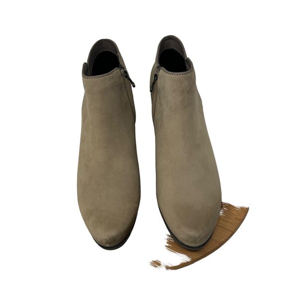 Blondo Villa Ankle Bootie Beige Leather Nubuck Suede Waterproof Womens Size 12 - Picture 2 of 8